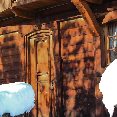 Chalet Les Greniers Du Mont Blanc