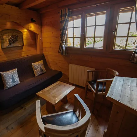 Les Greniers Du Mont Blanc Chalet *